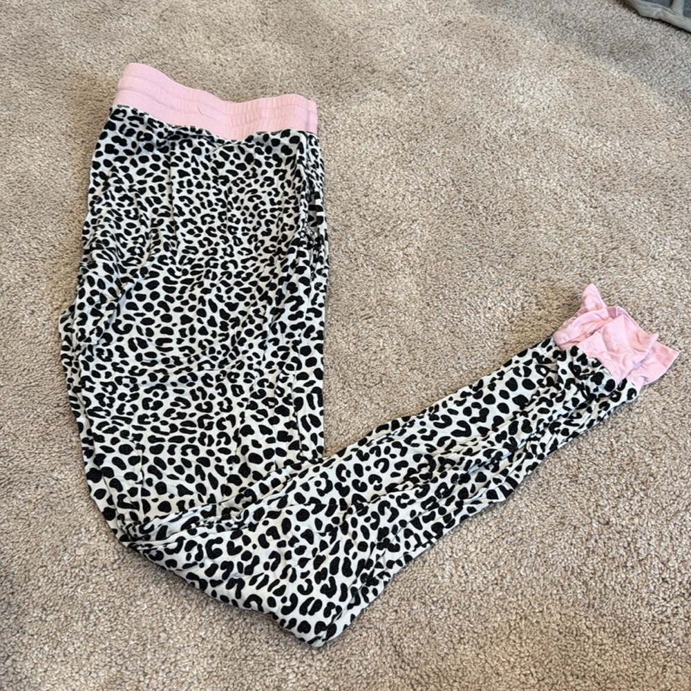 Little Sleepies Snow Leopard